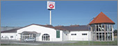 Frontansicht Pferdesporthaus